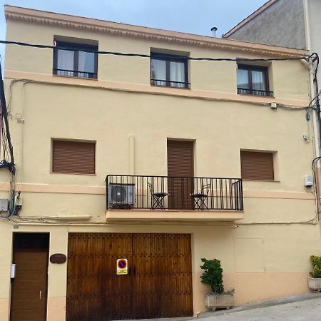 Cal Pintabotes - Apartamento Nuevo En Camarasa Екстериор снимка